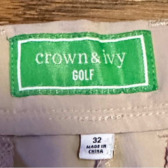 Crown & Ivy Men's Beige Flat Front Shorts - Picture 3 of 4